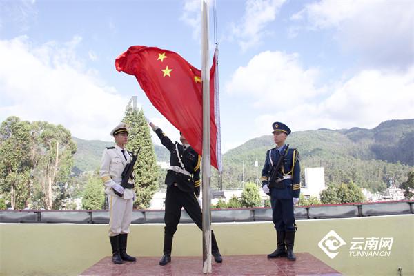 咸丰县推广“薯玉豆”复合种植模式